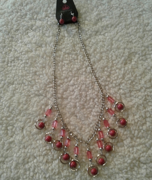 🌺 NWT Paparazzi Silver & Pink Necklace & Earring Set - Picture 2 of 6